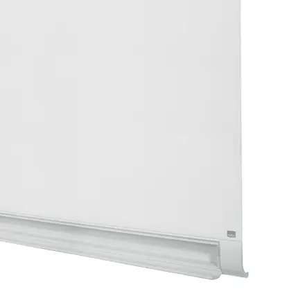 Širokouhlá sklenená tabuľa Nobo so zaoblenými rohmi 85”, 1900x1000mm