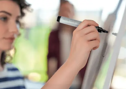 Nobo Marker für Glas-Whiteboards, trocken abwischbar, 4 Stück, schwarz