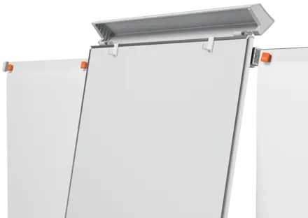 Nobo Impression Pro Flipover på trefod med magnetrisk, lakeret stål whiteboardtavle, og udtrækbare forlængerarme i siderne.